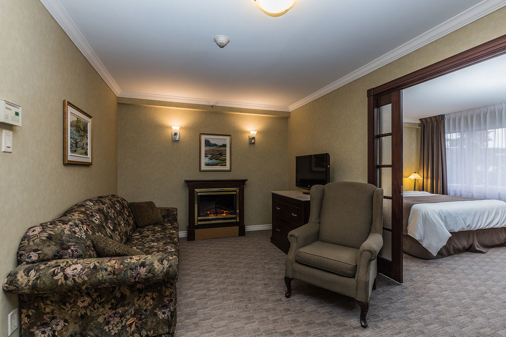 Hotel Римуски Екстериор снимка